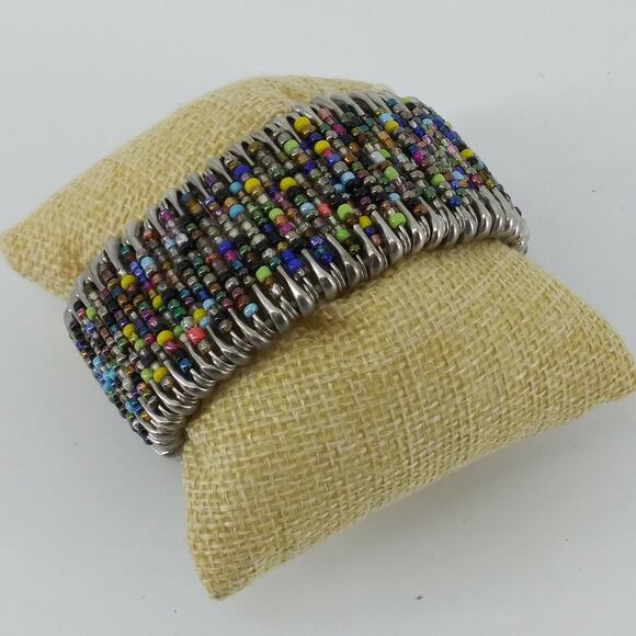 Women's Fashion Wristwatch Made of Safety Pins and Beads Stretchy Bracelet Watch - Picture 7 of 12